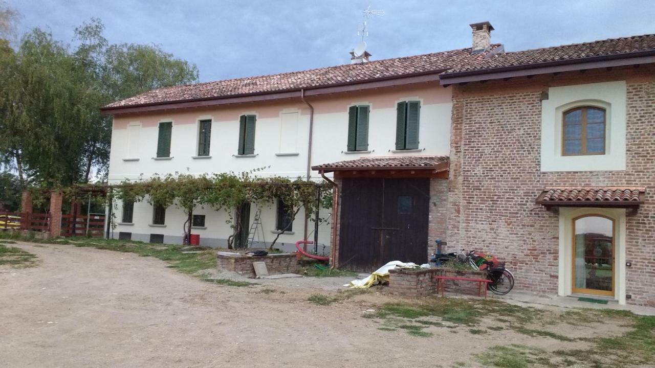 Agriturismo Cascina Poscallone Abbiategrasso Exteriör bild