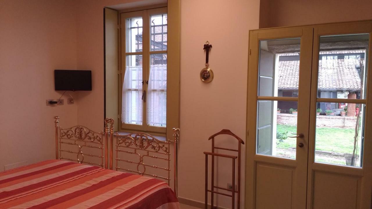 Agriturismo Cascina Poscallone Abbiategrasso Exteriör bild